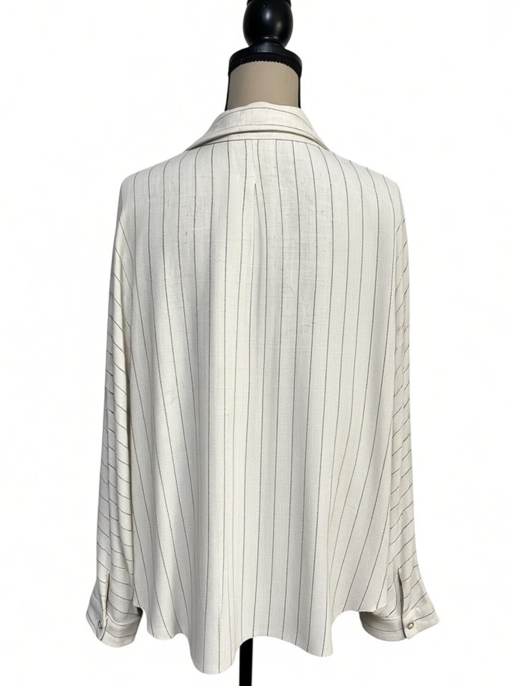 Allie Rose Ivory Gray Striped Linen Blend Button Down Shirt Size Medium - Picture 3 of 9